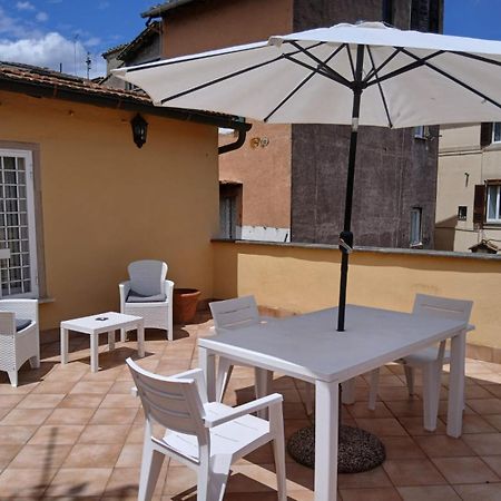 Appartement Attico Con Terrazza Santa Cecilia à Rome Extérieur photo