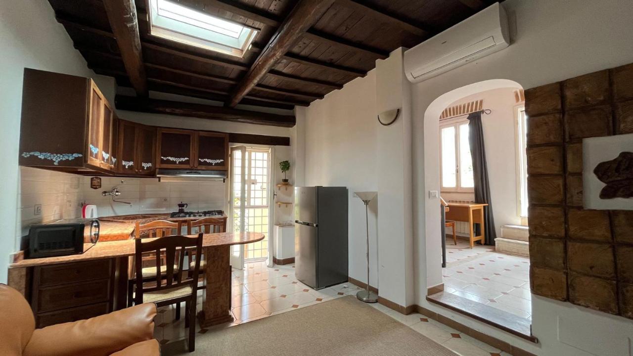 Appartement Attico Con Terrazza Santa Cecilia à Rome Extérieur photo