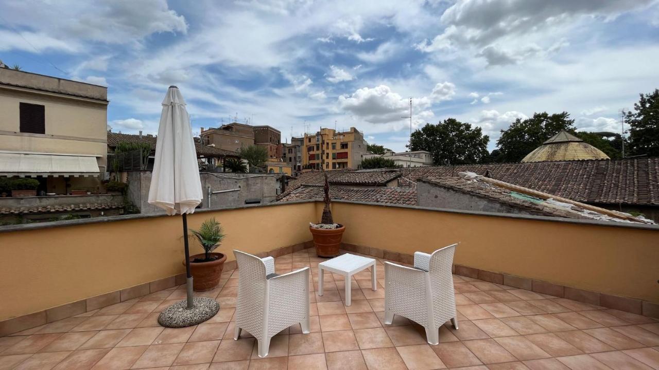 Appartement Attico Con Terrazza Santa Cecilia à Rome Extérieur photo