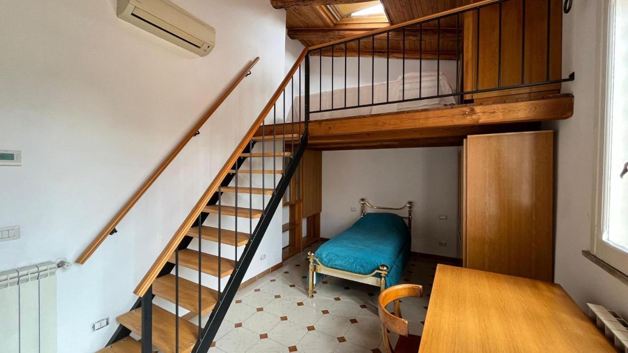 Appartement Attico Con Terrazza Santa Cecilia à Rome Extérieur photo