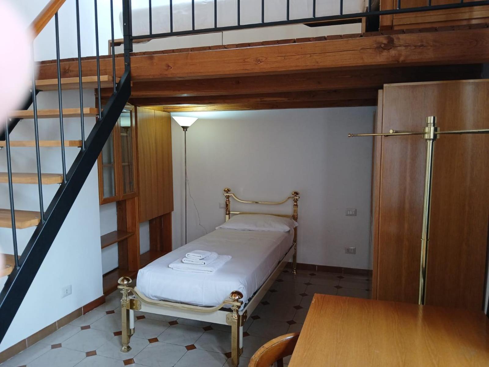 Appartement Attico Con Terrazza Santa Cecilia à Rome Extérieur photo