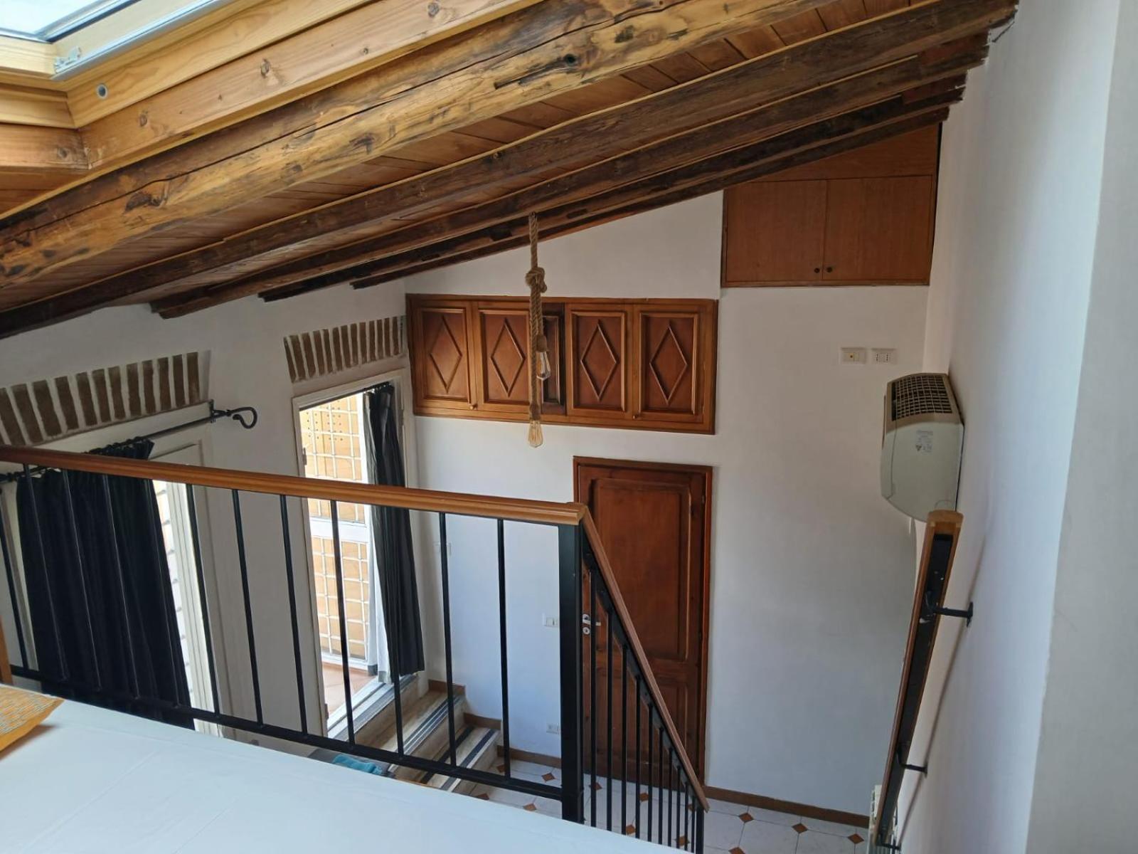 Appartement Attico Con Terrazza Santa Cecilia à Rome Extérieur photo
